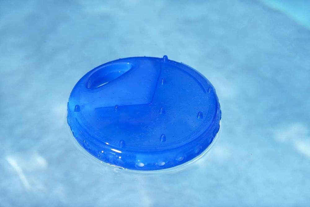 Innovative Pool Maintenance with Chlorine Dispenser
