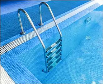 Stainless Steel Pool Ladders for Safe and Durable Pool Access